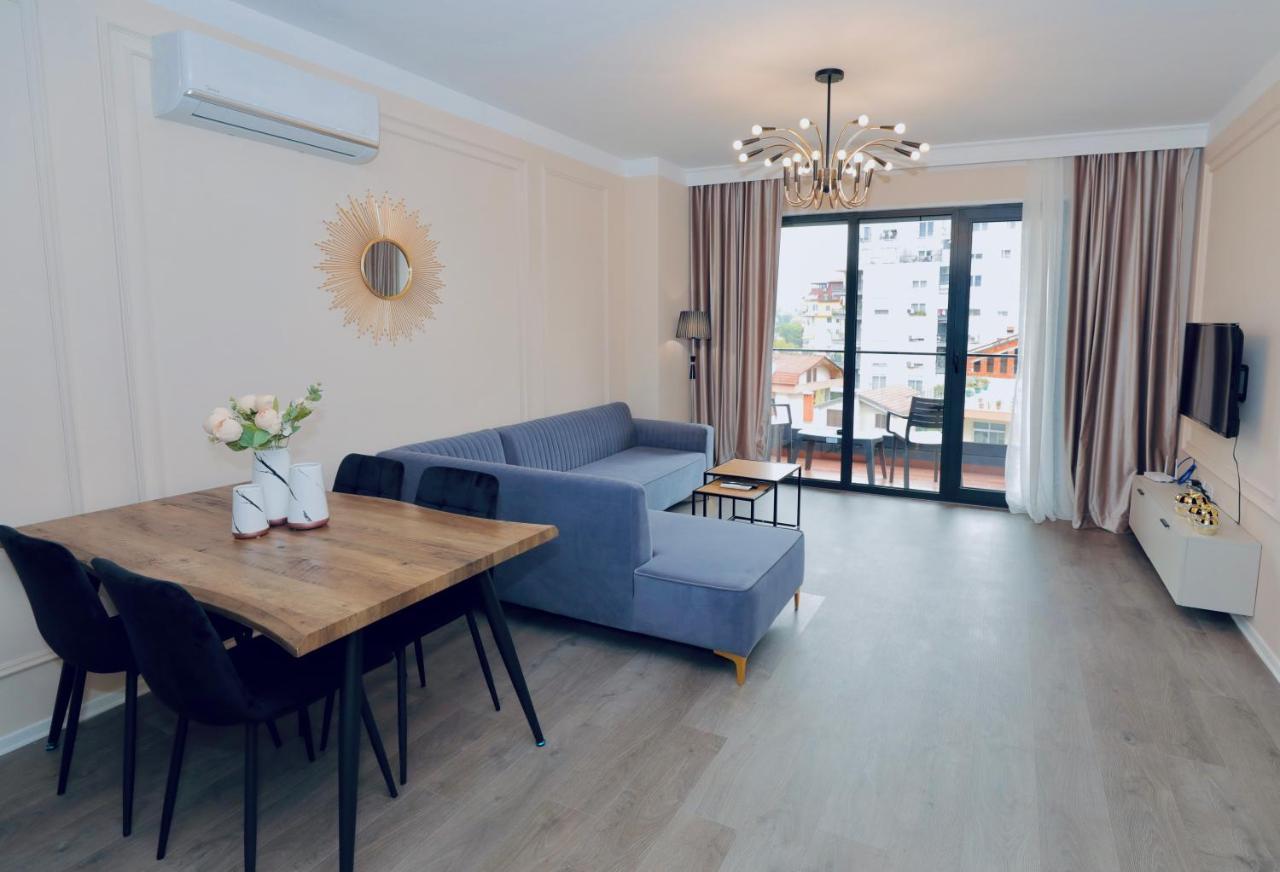 Апартаменты Miku - Unique 3 Bedroom At Olympic *